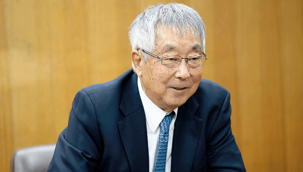 第二部 新春特別インタビュー 林業・木材産業の展望　―国産材の利用拡大に向けて―鈴木 和雄氏